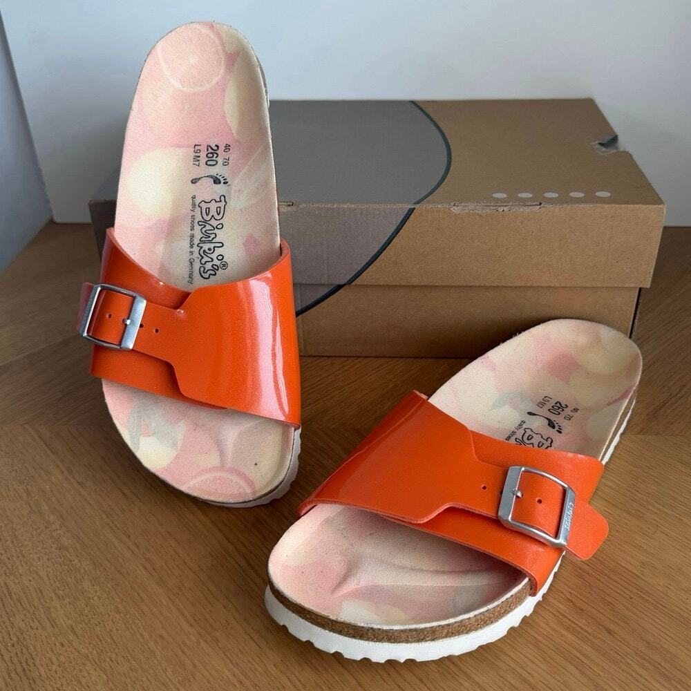 Birki’s Catalina ‘Tangerine Glitter’ Birko Flor Unisex Sandals- SZ M 7- W 9